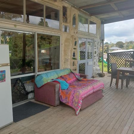 The Mud House Hotel Raglan Exterior foto